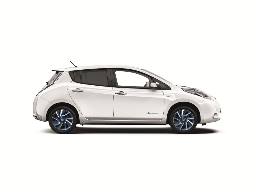 Nissan Leaf Acenta+ 2015 года  (фото 3 из 3)